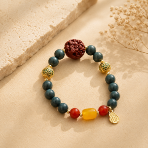 D7 Bead & Charm Bracelet